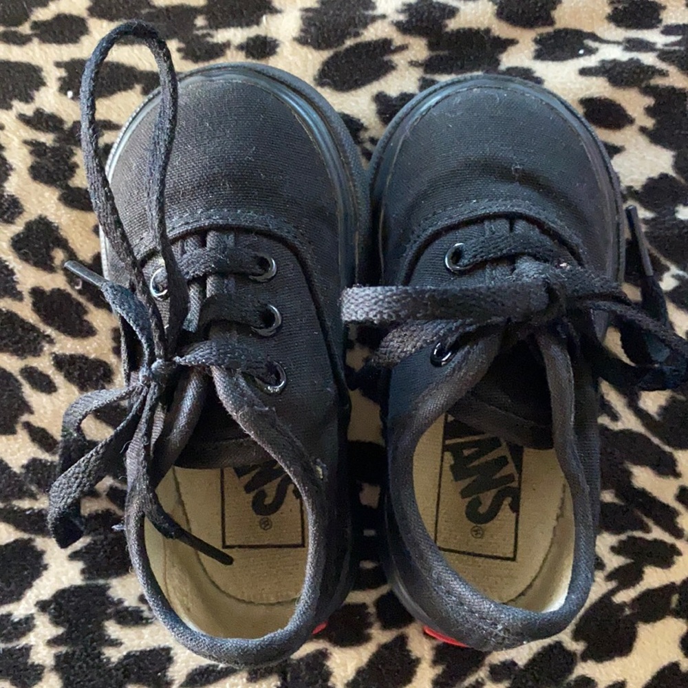 Vans size 4t
